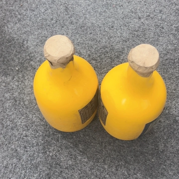 瓶子盘子手工手绘