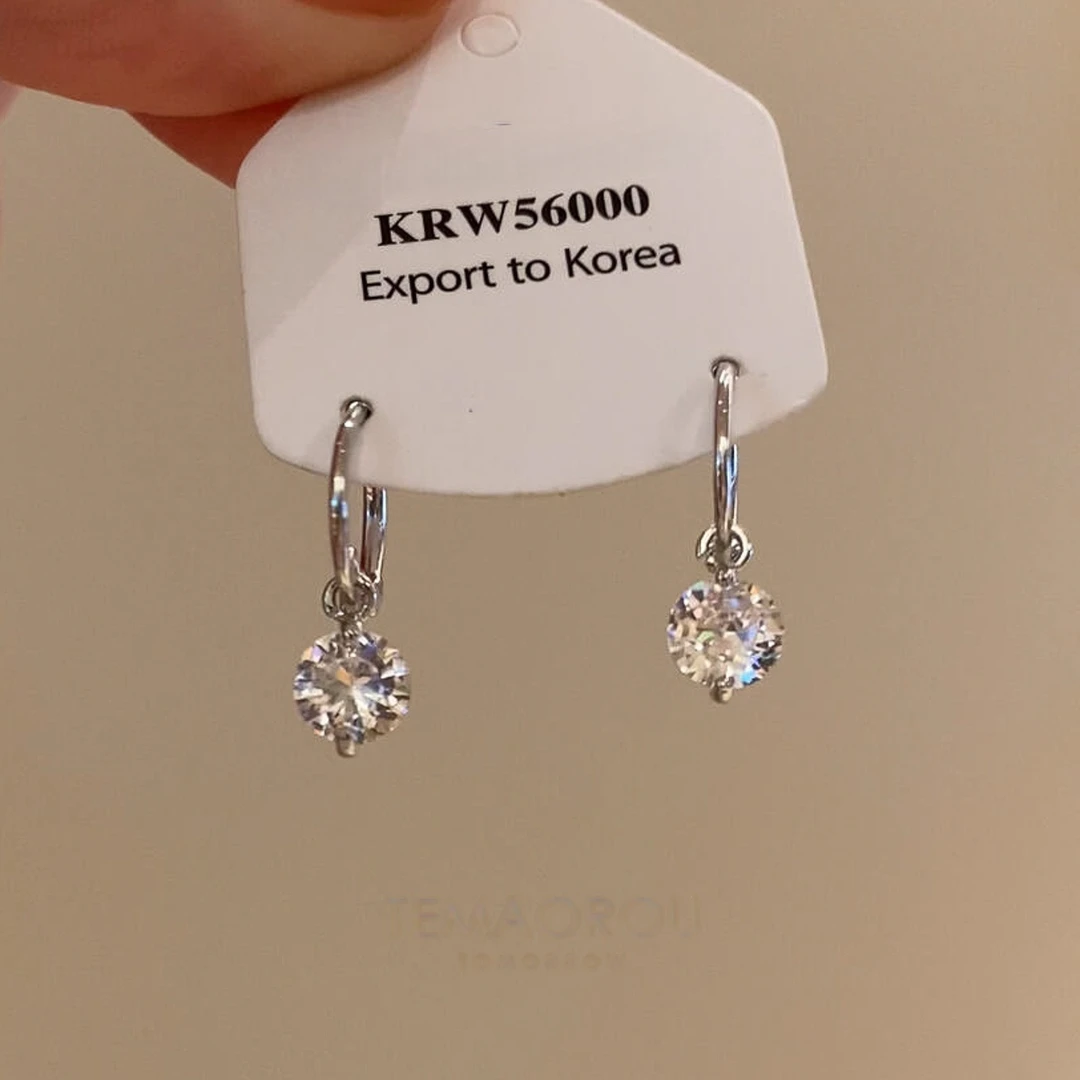 铜合金耳饰 爆闪锆石耳环女韩系时尚简约小众设计高级感百搭耳饰