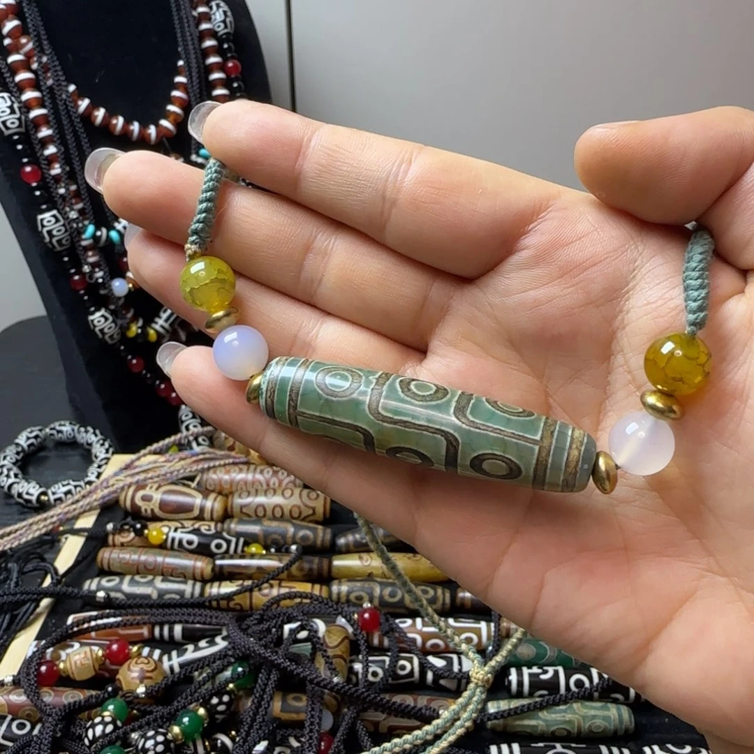 玛瑙/玉髓合金颈饰