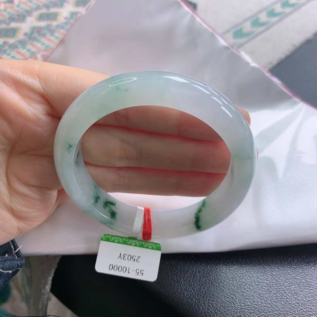 55圈缅甸天然A货翡翠绿底带飘花冰种女款玉镯子翡翠手镯