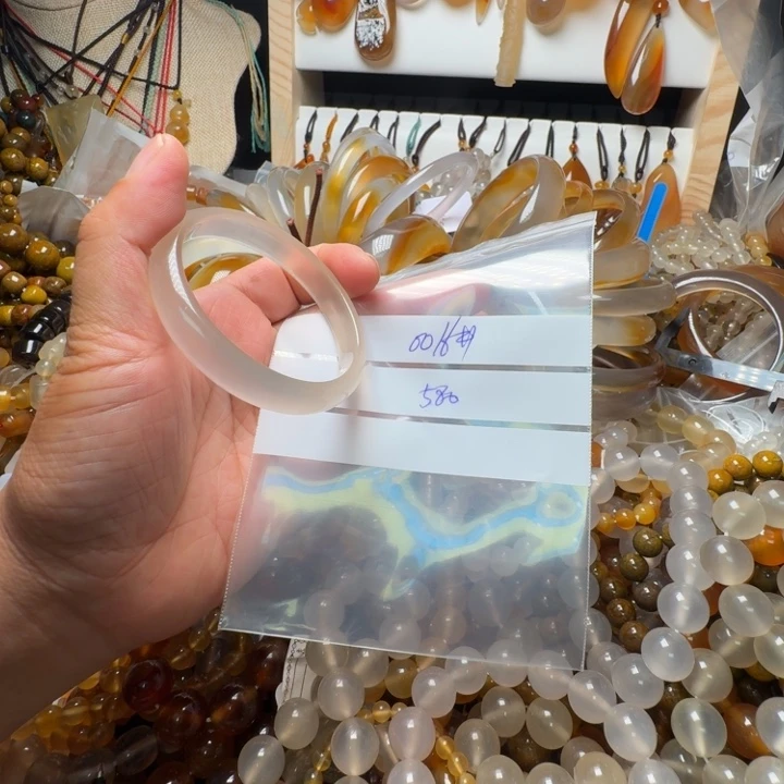 嘿***嘿玛瑙/玉髓颈饰未镶嵌 0016