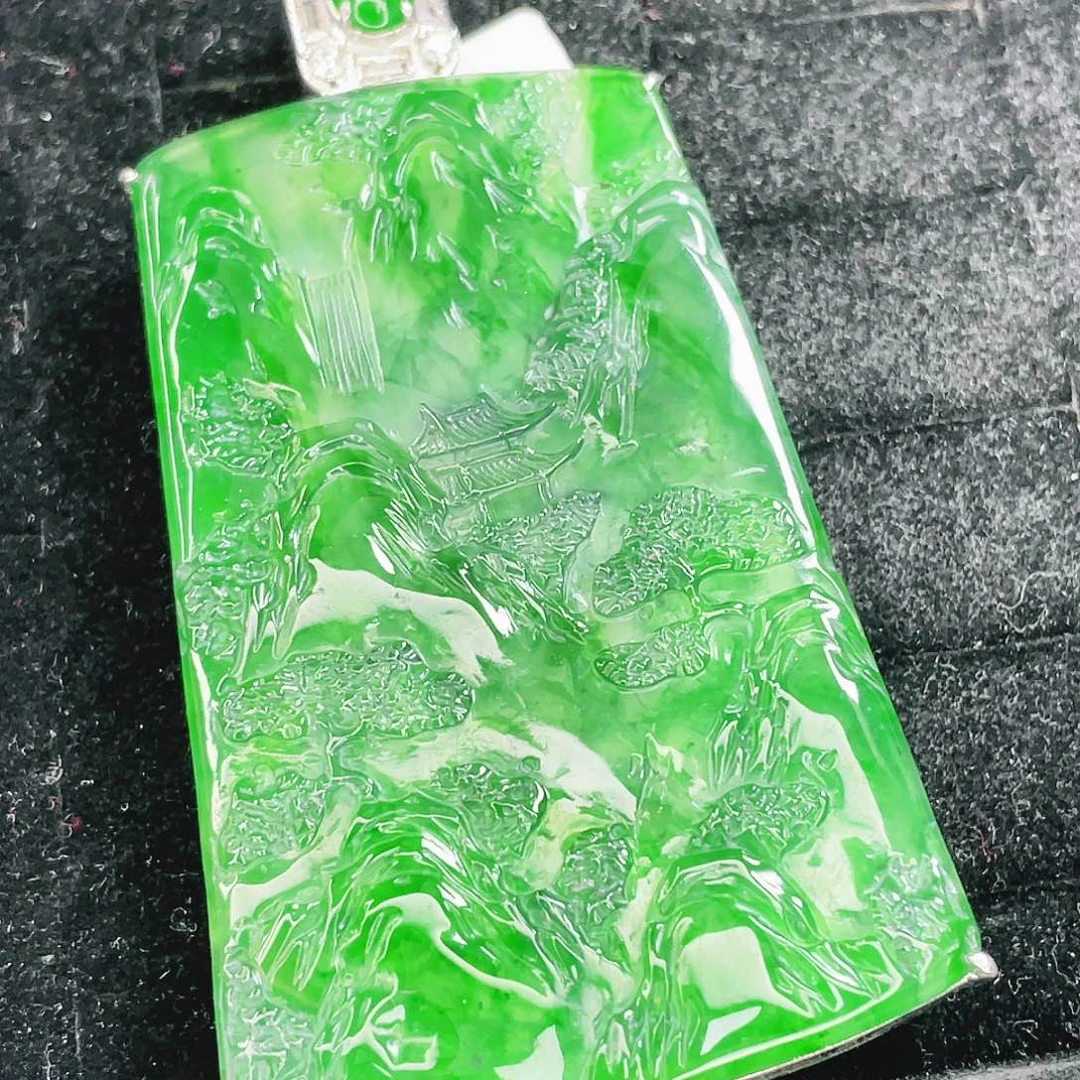 翡翠未镶嵌颈饰16