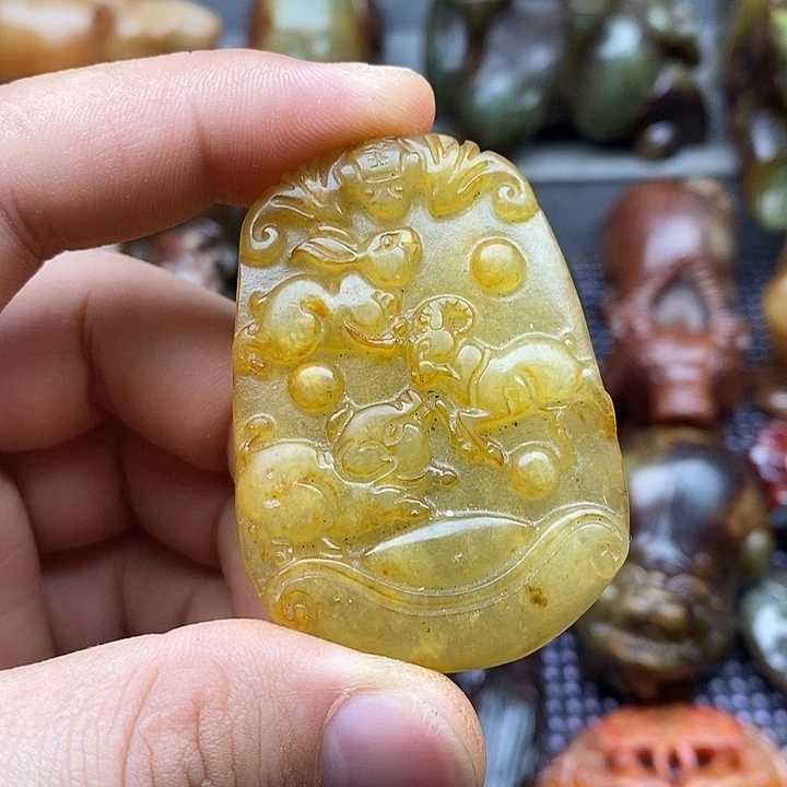 未镶嵌蛇纹石玉颈饰