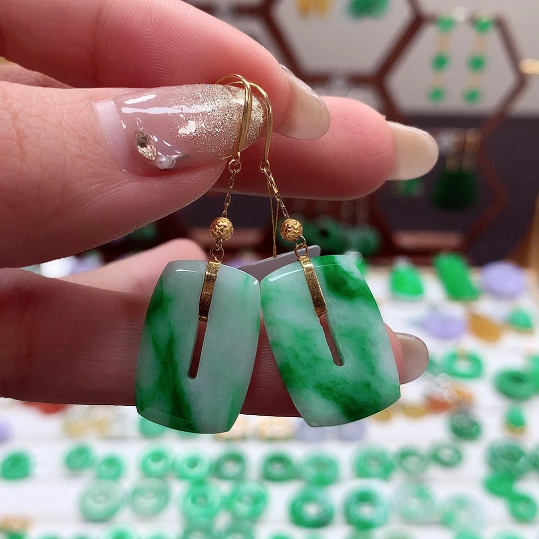 翡翠耳饰18K金镶嵌天然翡翠