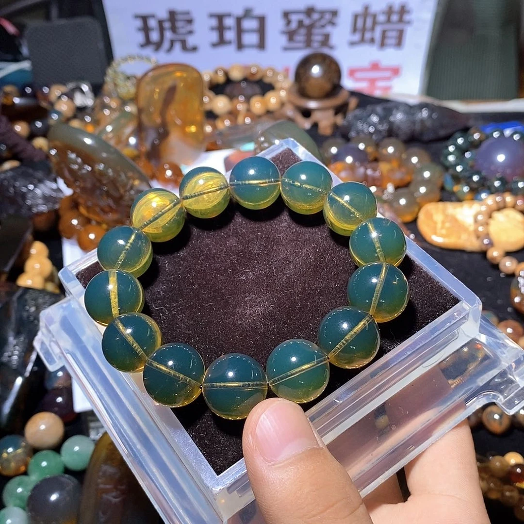 未镶嵌琥珀珠宝奇石
