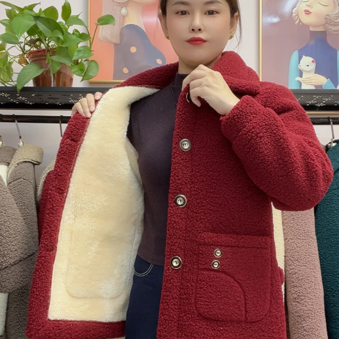 秋冬加绒加厚保暖羊羔绒外套双扣休闲时尚百搭妈妈装中老年保暖