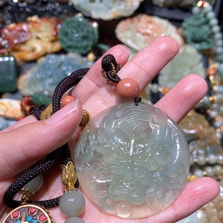 蛇纹石玉毛衣链未镶嵌