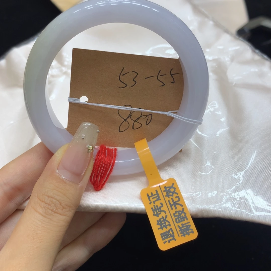 N***i翡翠未镶嵌手镯天然翡翠