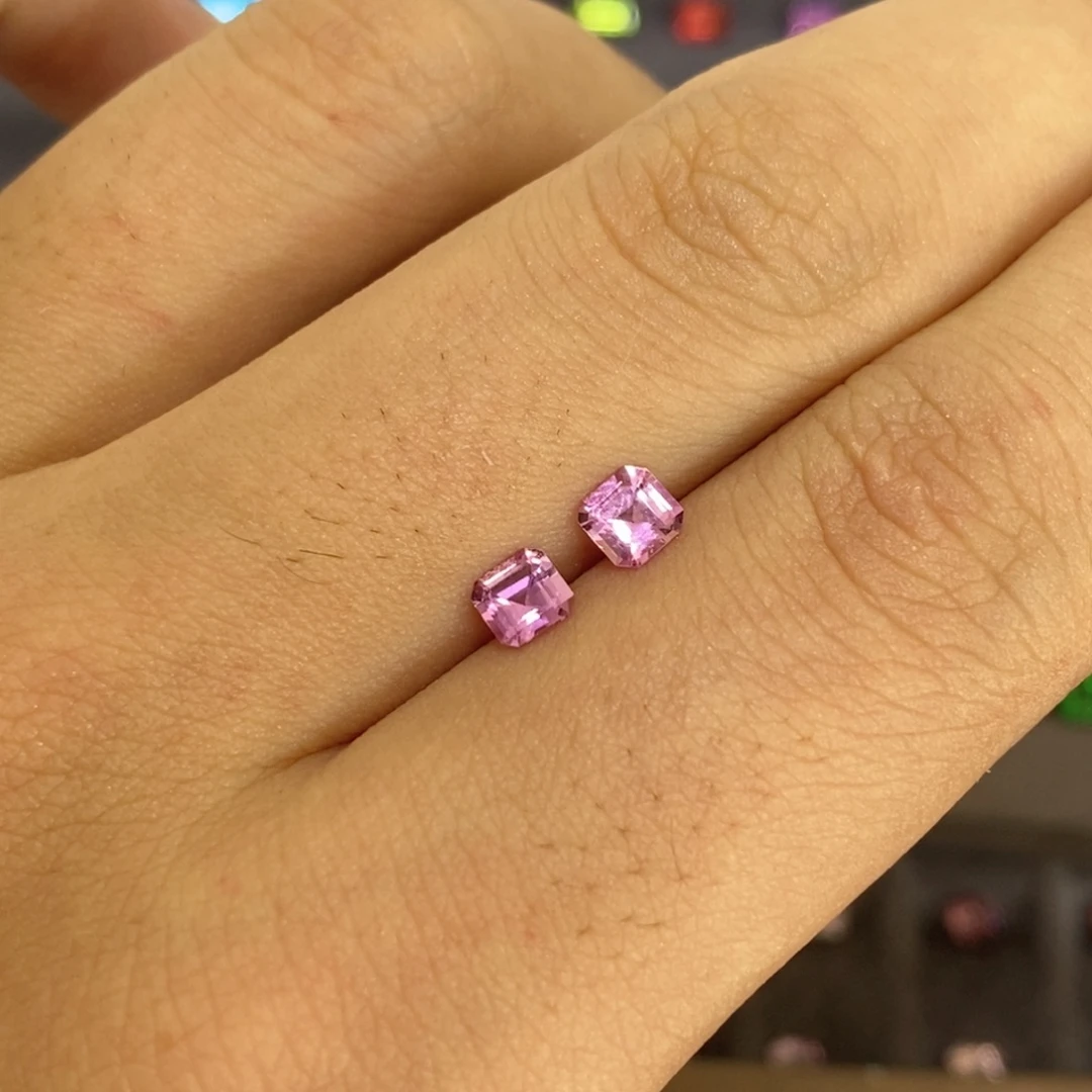 左***客裸石蓝宝石0.98ct粉蓝宝