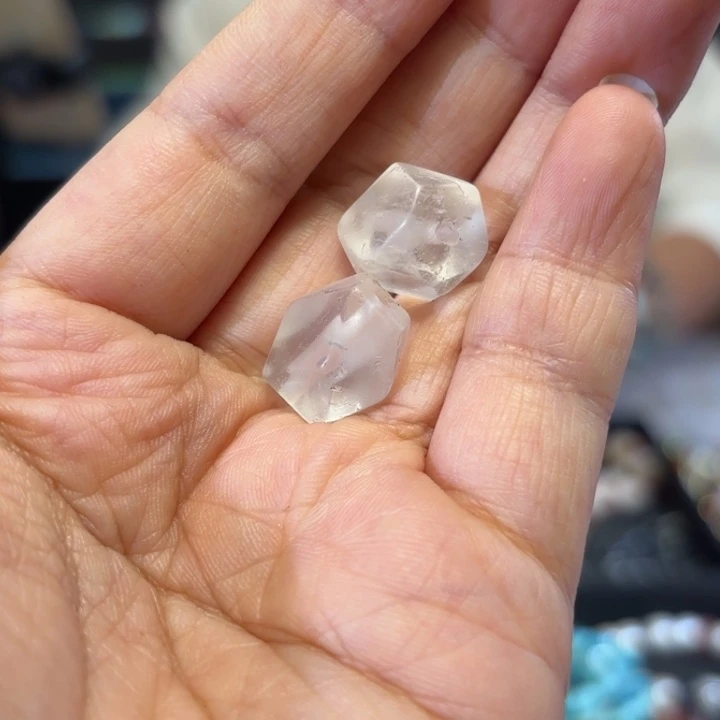 颈饰未镶嵌水晶水晶