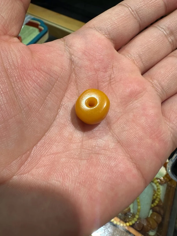 精品蜜蜡马蹄单珠