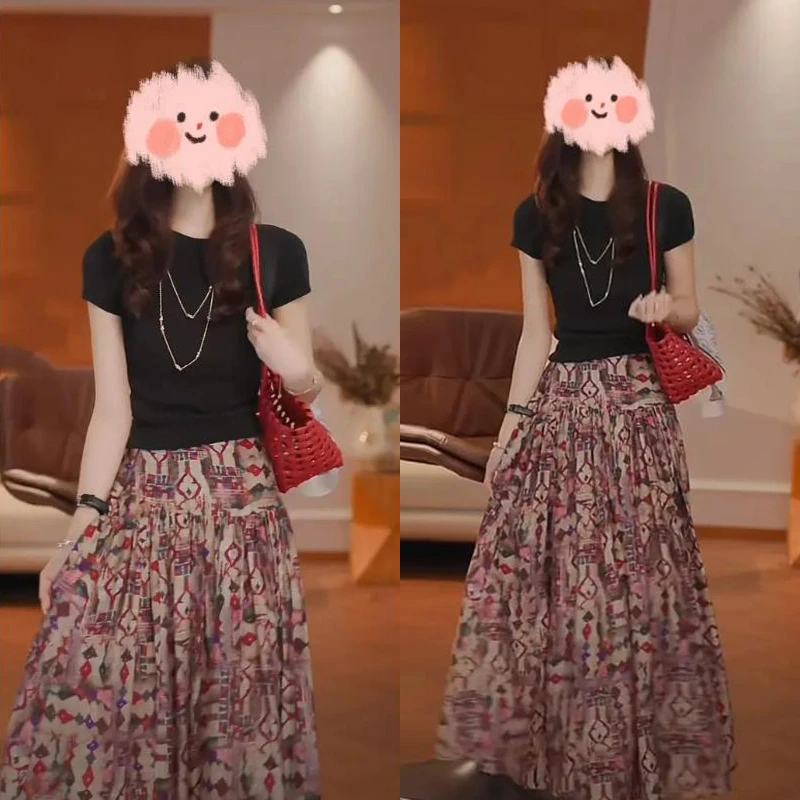 2025新款夏季短袖打底上衣T恤显瘦碎花气质女度假风半身裙两件套