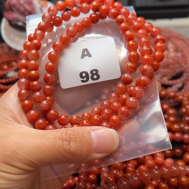 南红玛瑙未镶嵌多样性发货默认微瑕称重7mm