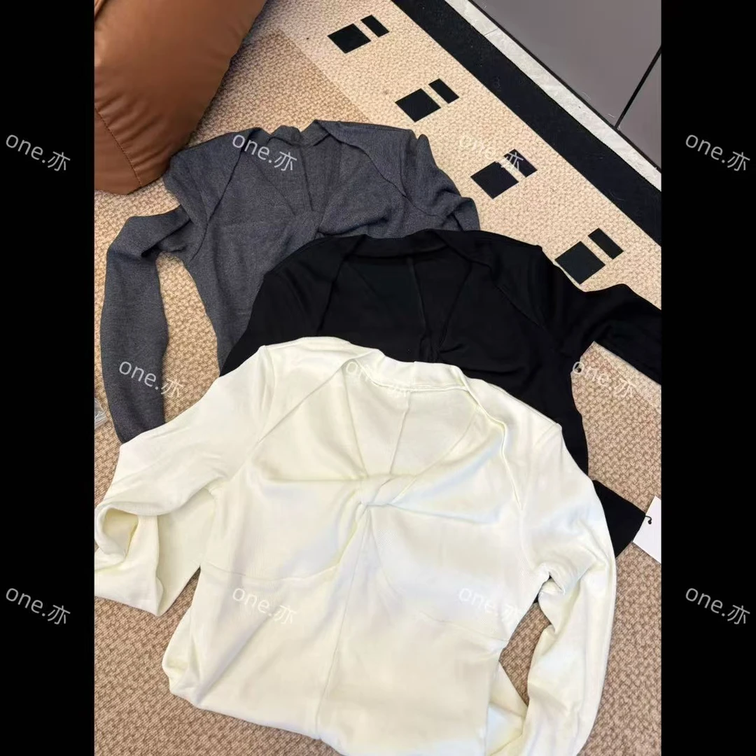 【一个亦】假两件扭结上衣YEE/7292