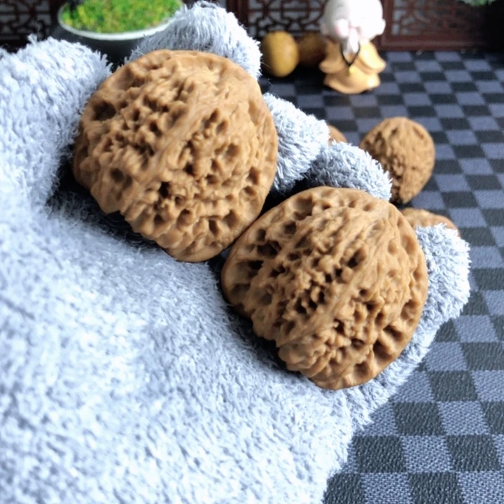 把件桃核44南疆石