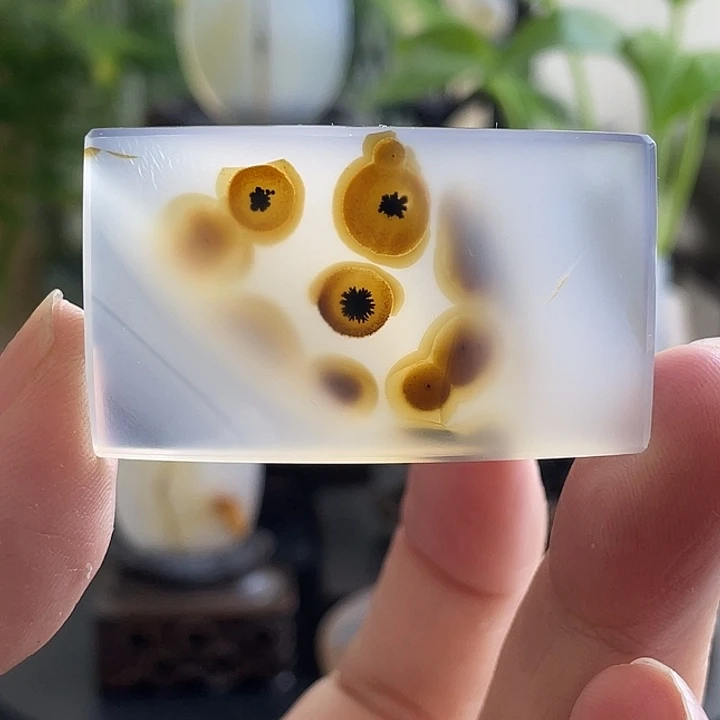 玛瑙/玉髓未镶嵌珠宝半成品