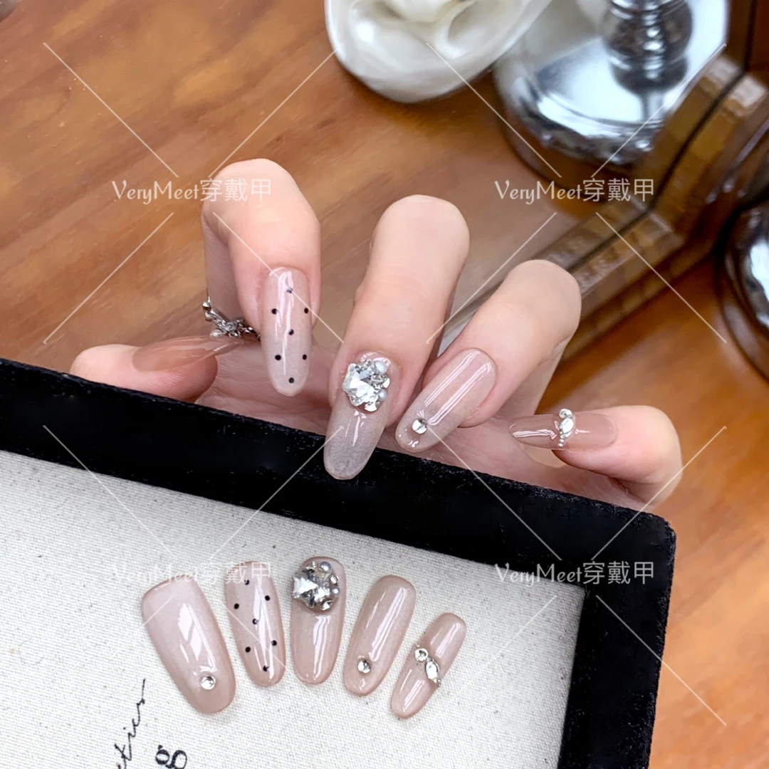 VeryMeet穿戴甲雪花波点可爱甜美御姐基础款椭圆甲美甲贴80