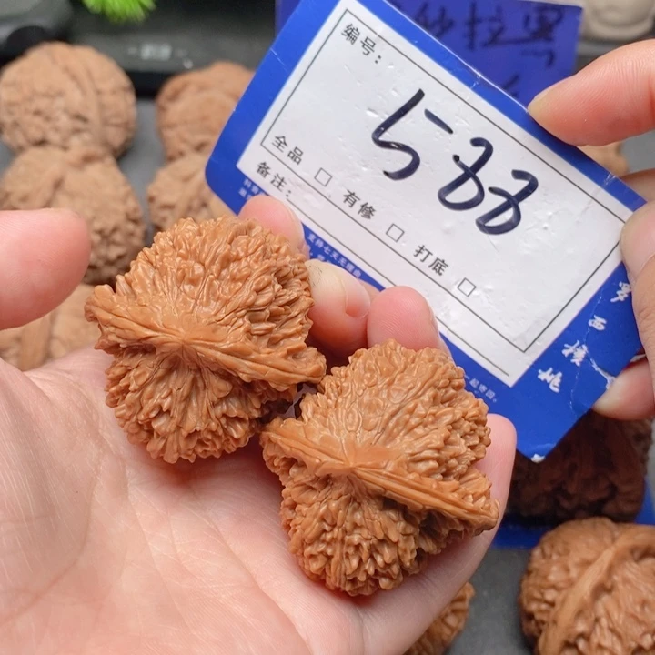 把件桃核39满天星588号牌