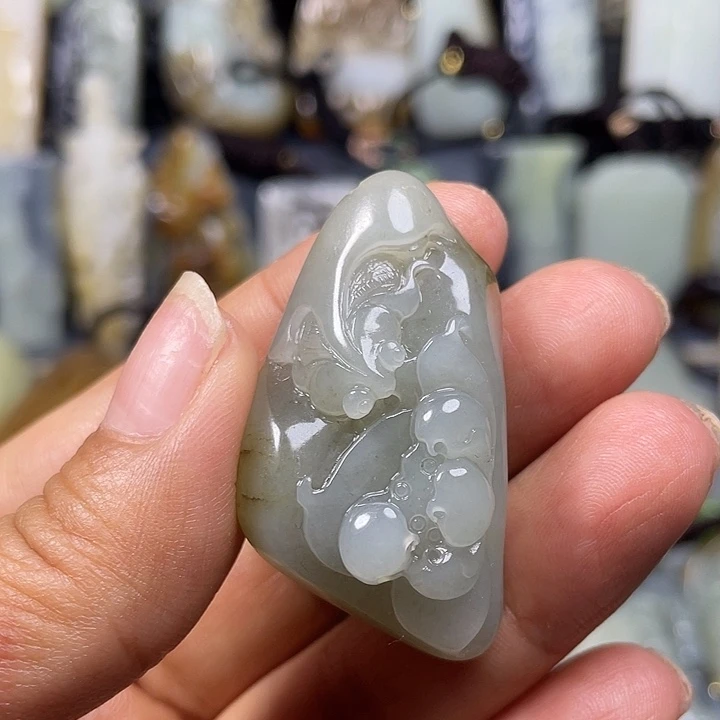 颈饰未镶嵌和田玉