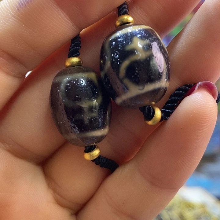 未镶嵌颈饰玛瑙/玉髓（覆膜）16多样性发其一