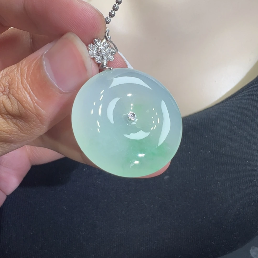 吊坠(不含链)18K金镶嵌翡翠