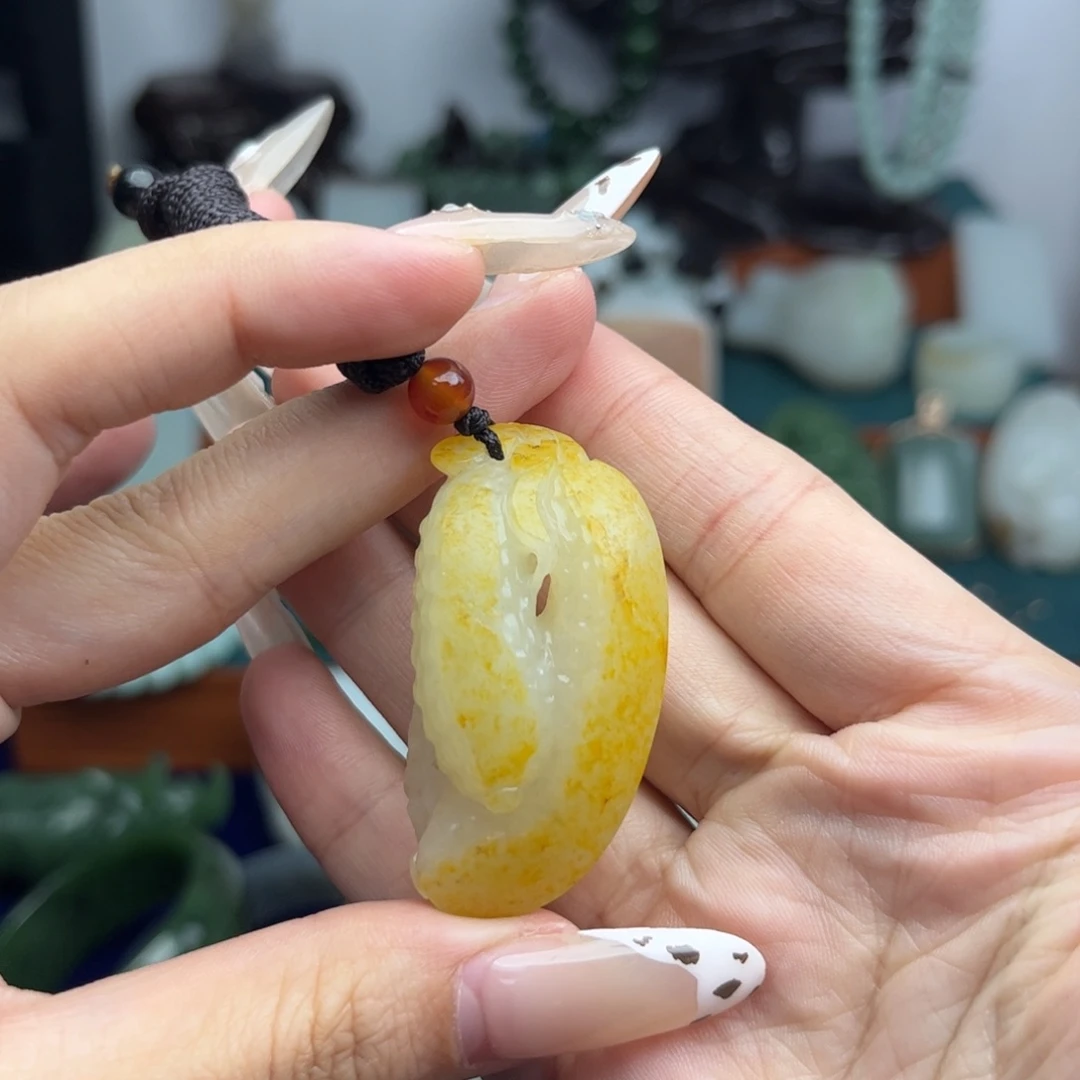 颈饰未镶嵌和田玉