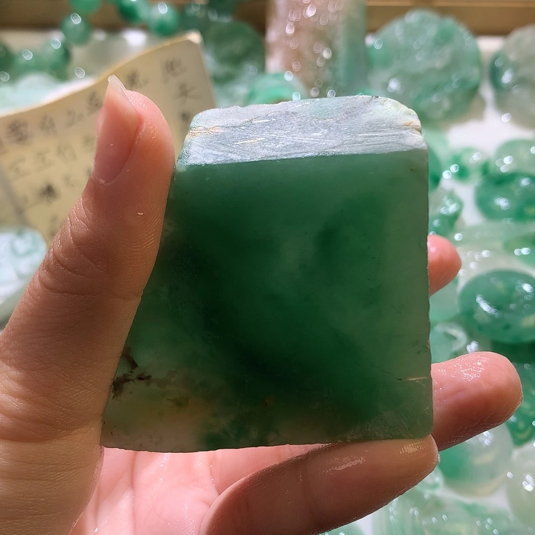 石英质玉未镶嵌珠宝半成品