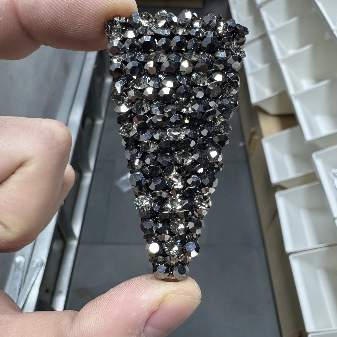 瑶瑶专属发夹～高级灰三角发夹