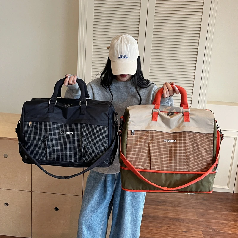 大容量旅行包女时尚轻便手提斜挎运动健身包短途旅游收纳行李袋男