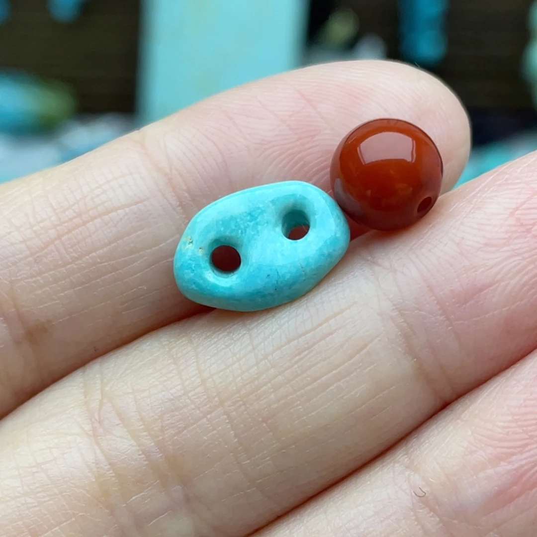 南红玛瑙未镶嵌珠宝奇石