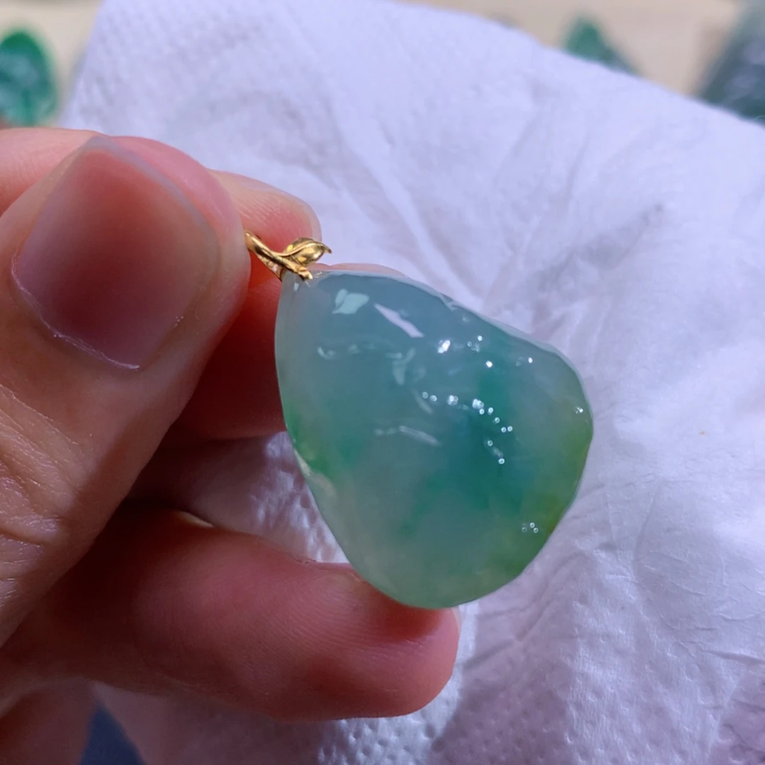 【闪购商品】颈饰未镶嵌翡翠