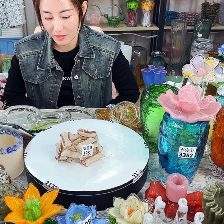 3015 家悦琉璃工艺品底小瑕随机发