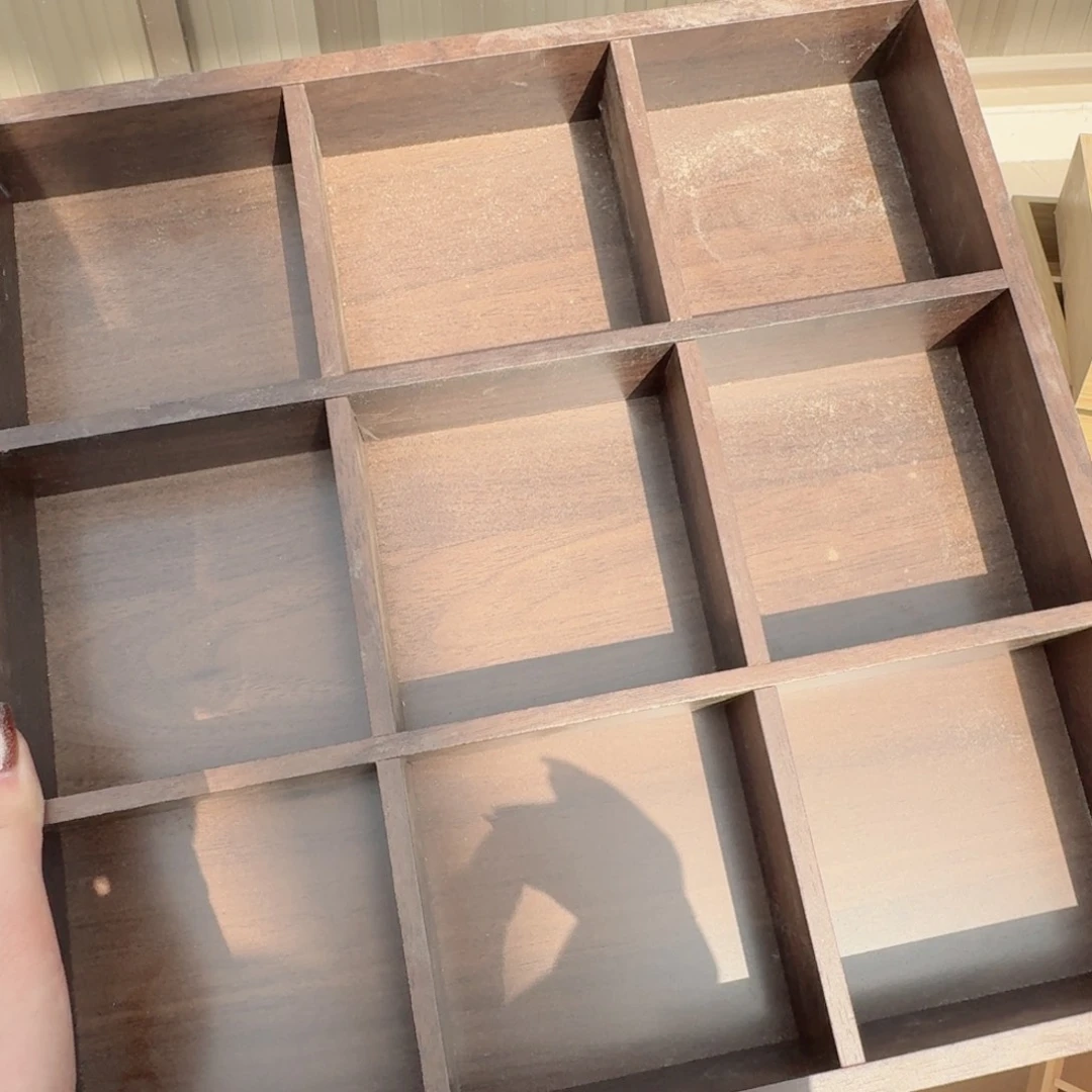 科技木九宫格胡桃色微瑕疵拍下不退不换