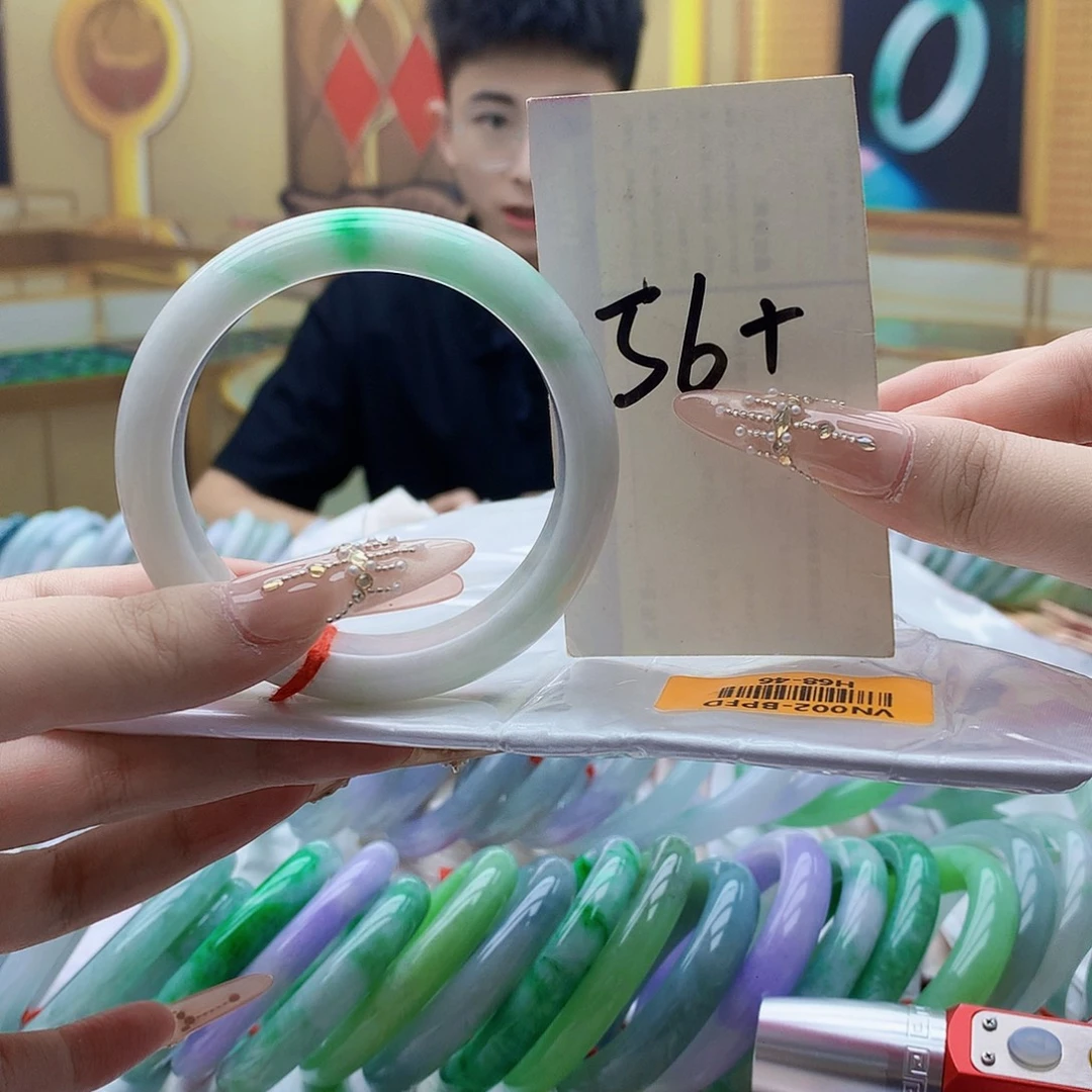 翡翠未镶嵌手镯nn
