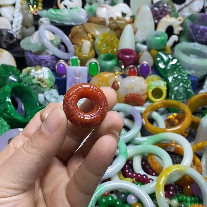 颈饰未镶嵌翡翠官方正规军回血放漏