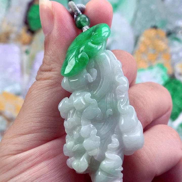 吊坠(不含链)未镶嵌翡翠