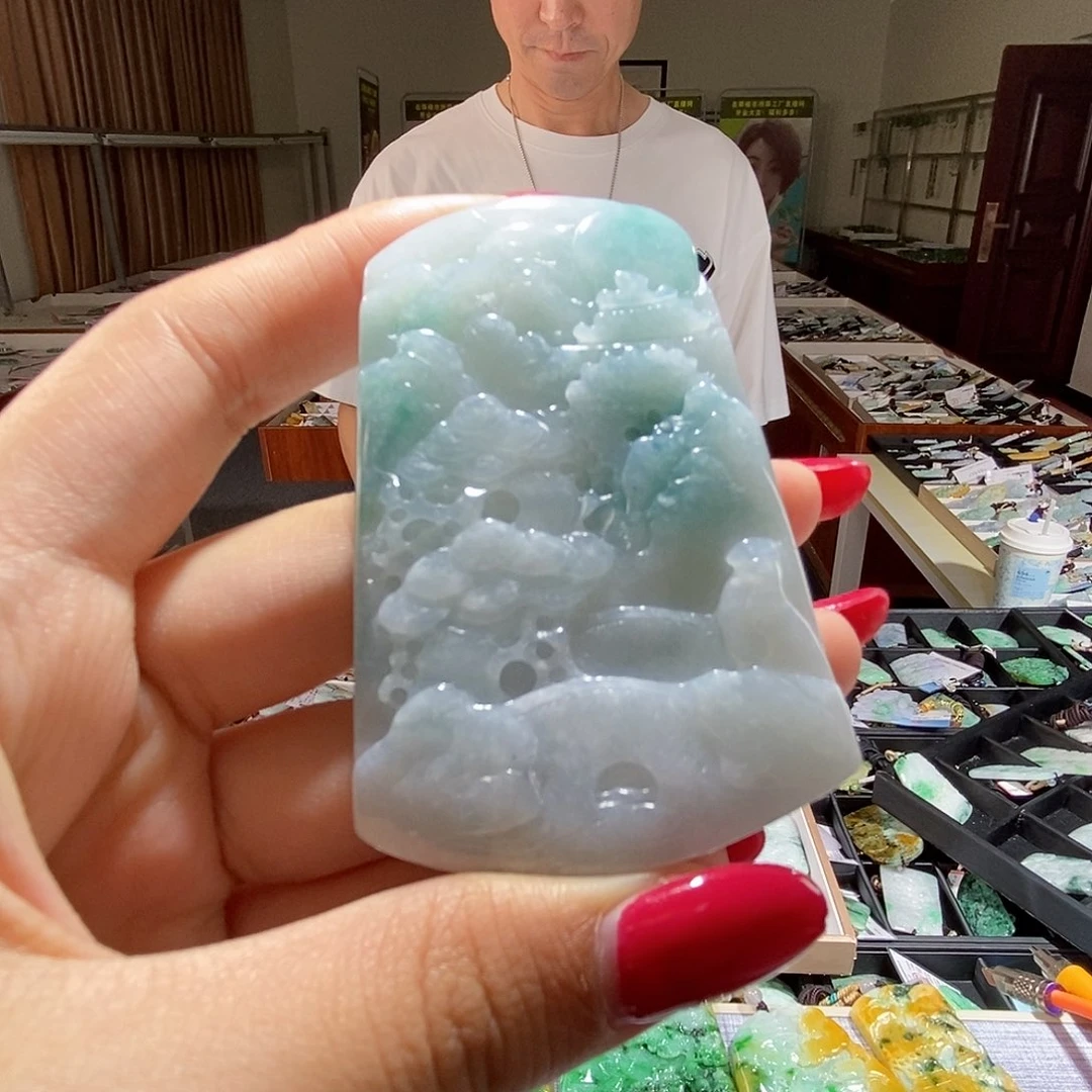 翡翠未镶嵌颈饰翡翠