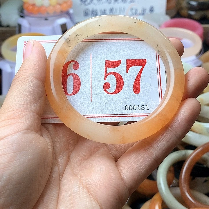 石英质玉（黄龙玉）未镶嵌手镯