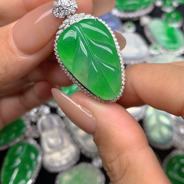 翡翠18K金镶嵌吊坠(不含链)