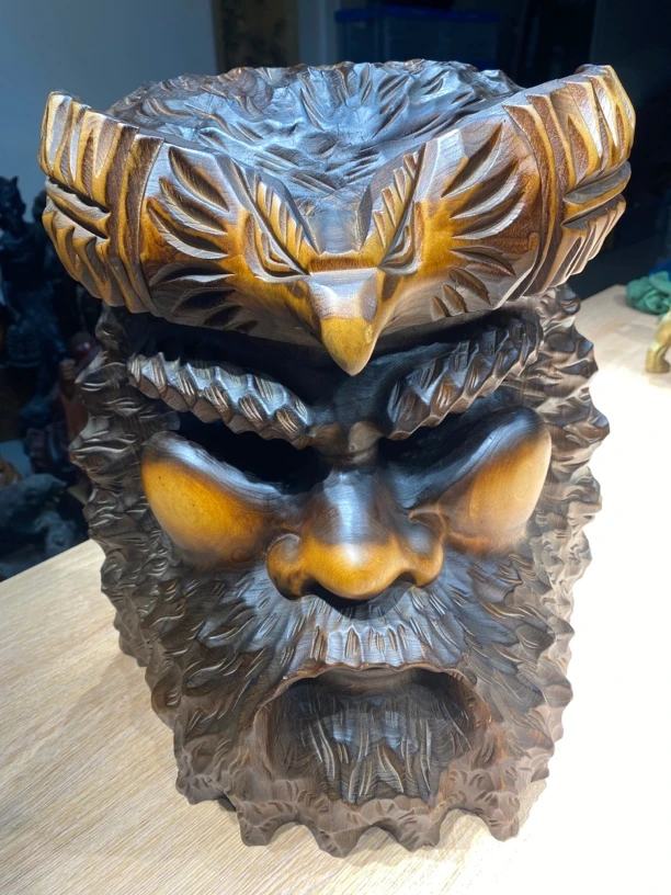 北海道木雕，一木挖