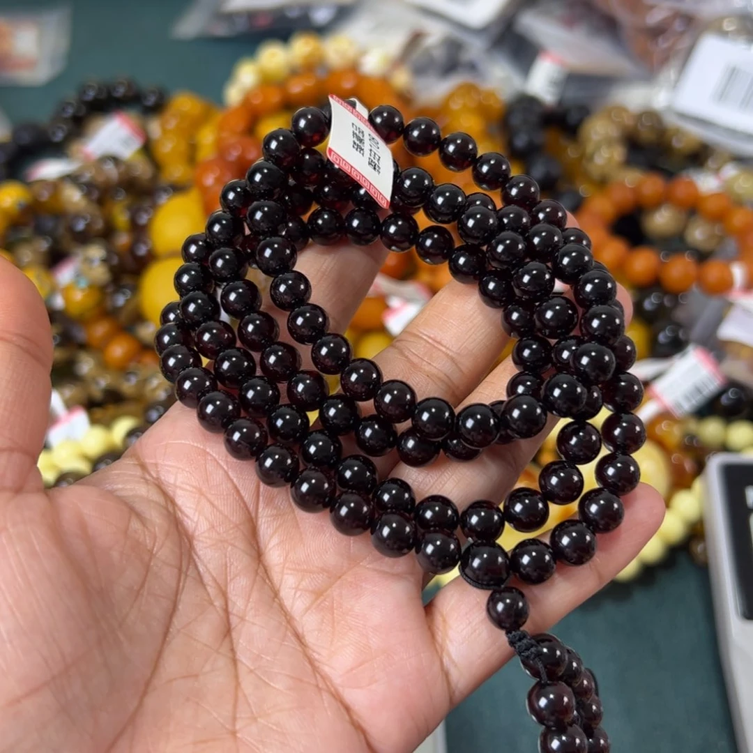 未镶嵌琥珀珠宝奇石192