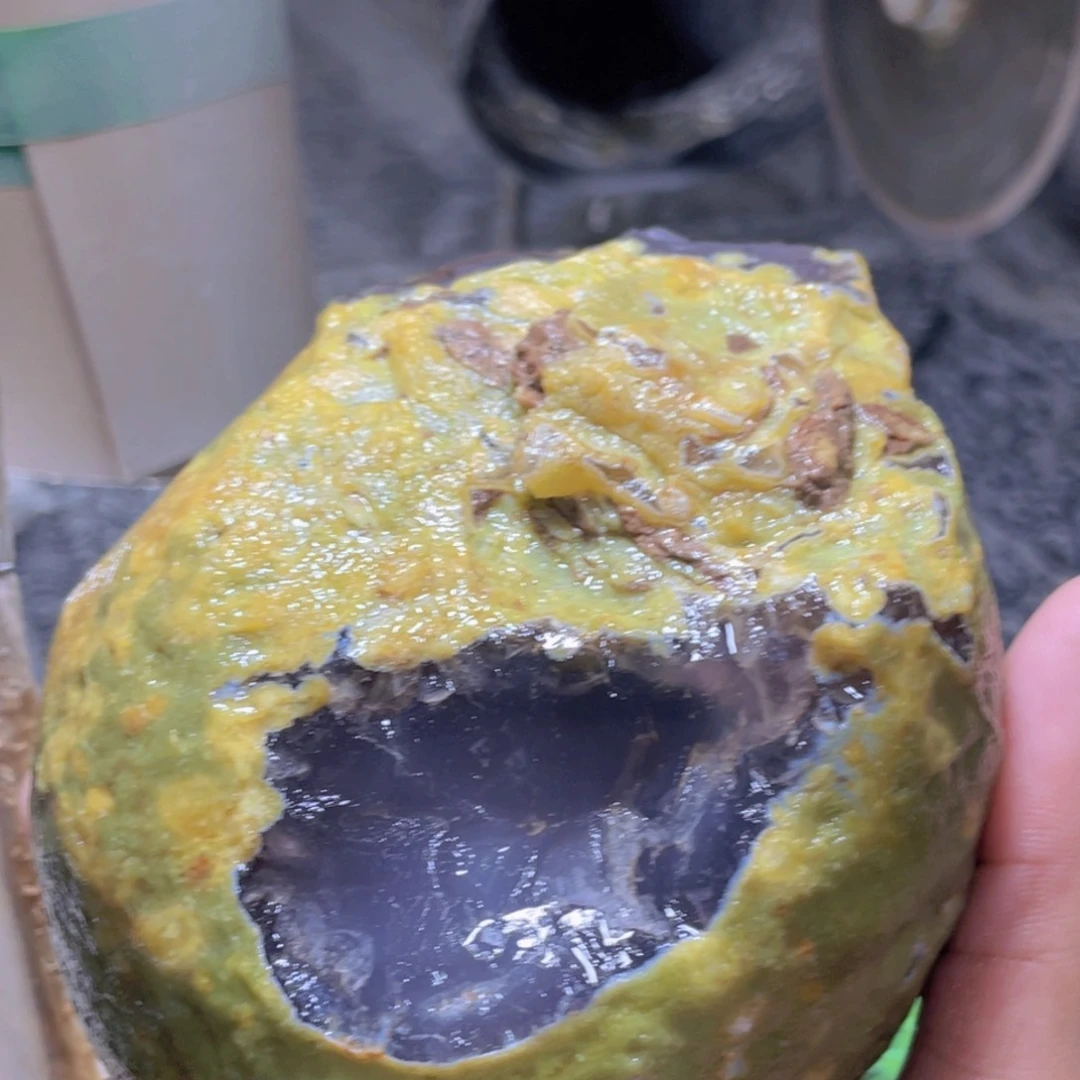 定制玛瑙毛**?天然玛瑙手镯原石
