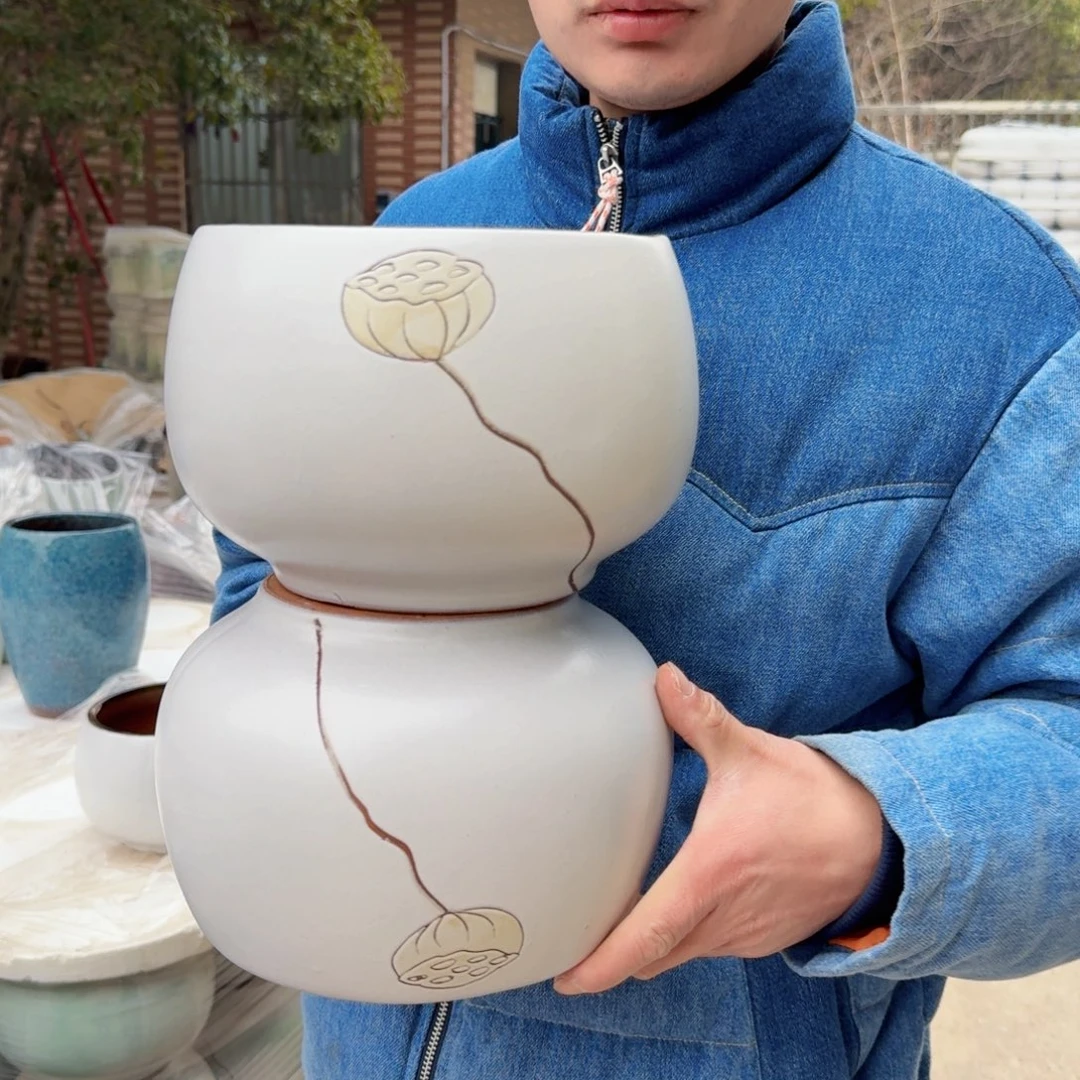 紫砂摆件口19高15（两个拼刻绘白色莲子