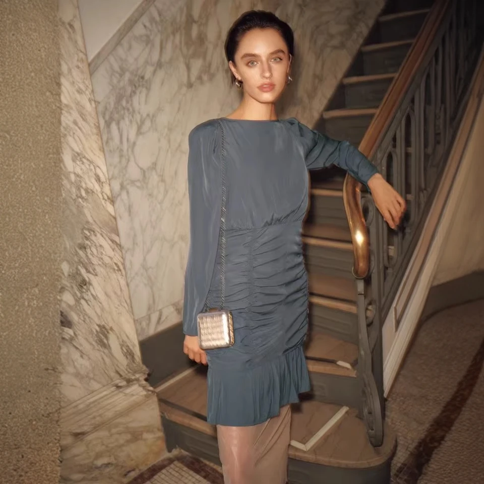 日单贵牌 新款 泡泡袖圆领包臀修身 褶皱立体感 连衣裙13H