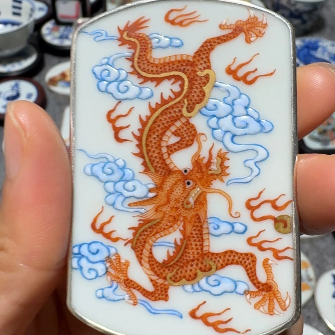 瓷片河****强精品龙挂件一个