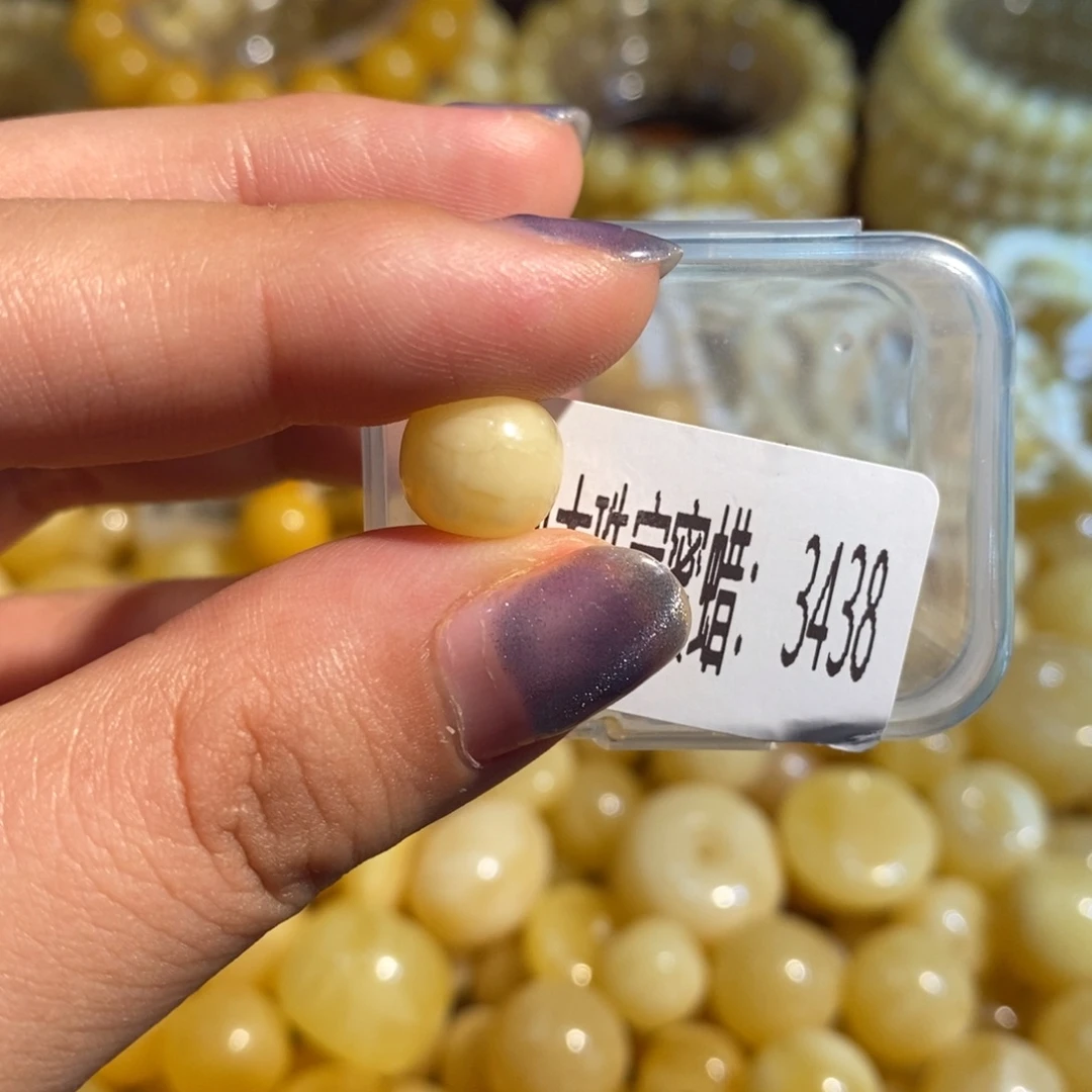 琥珀未镶嵌珠宝奇石3438