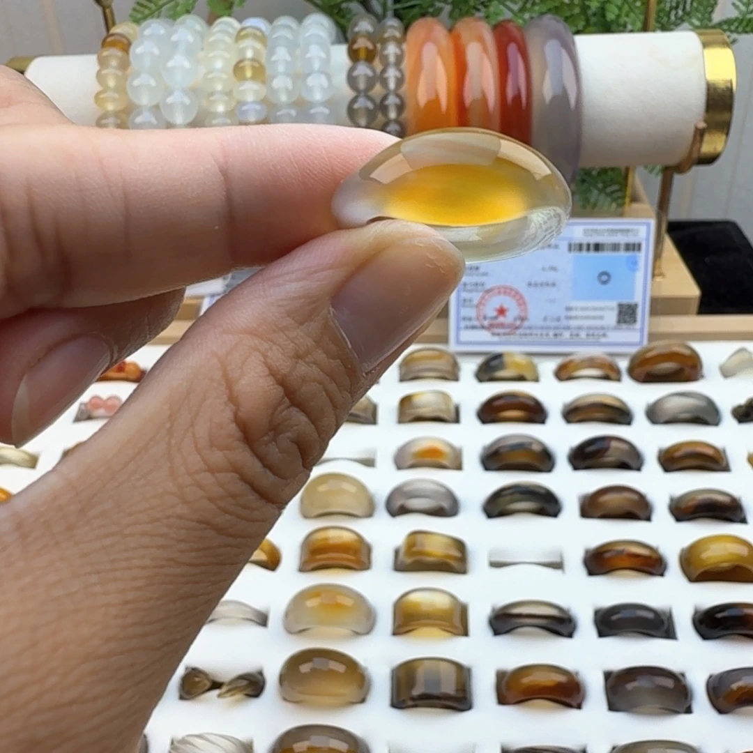 玛瑙/玉髓未镶嵌戒圈13圈福利内圈有细微磕痕介意勿拍