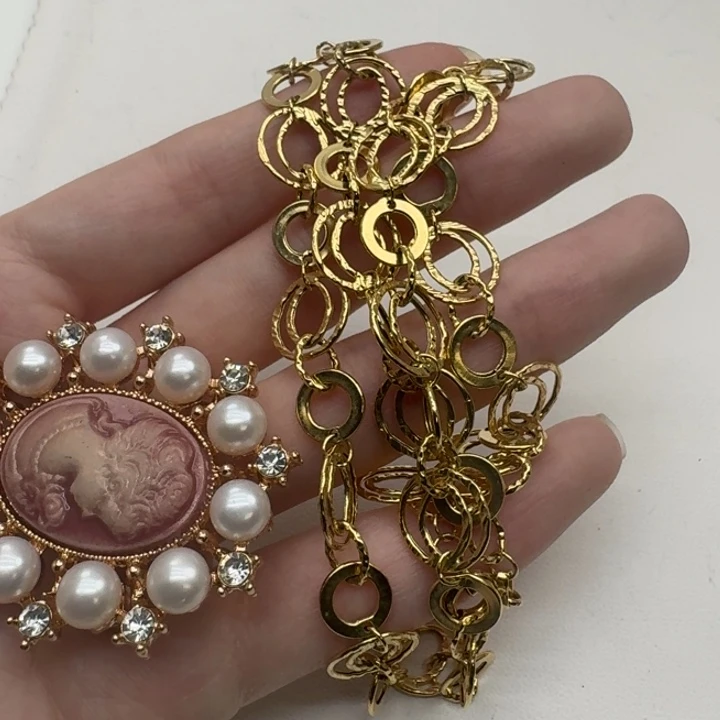 淡水珍珠颈饰未镶嵌