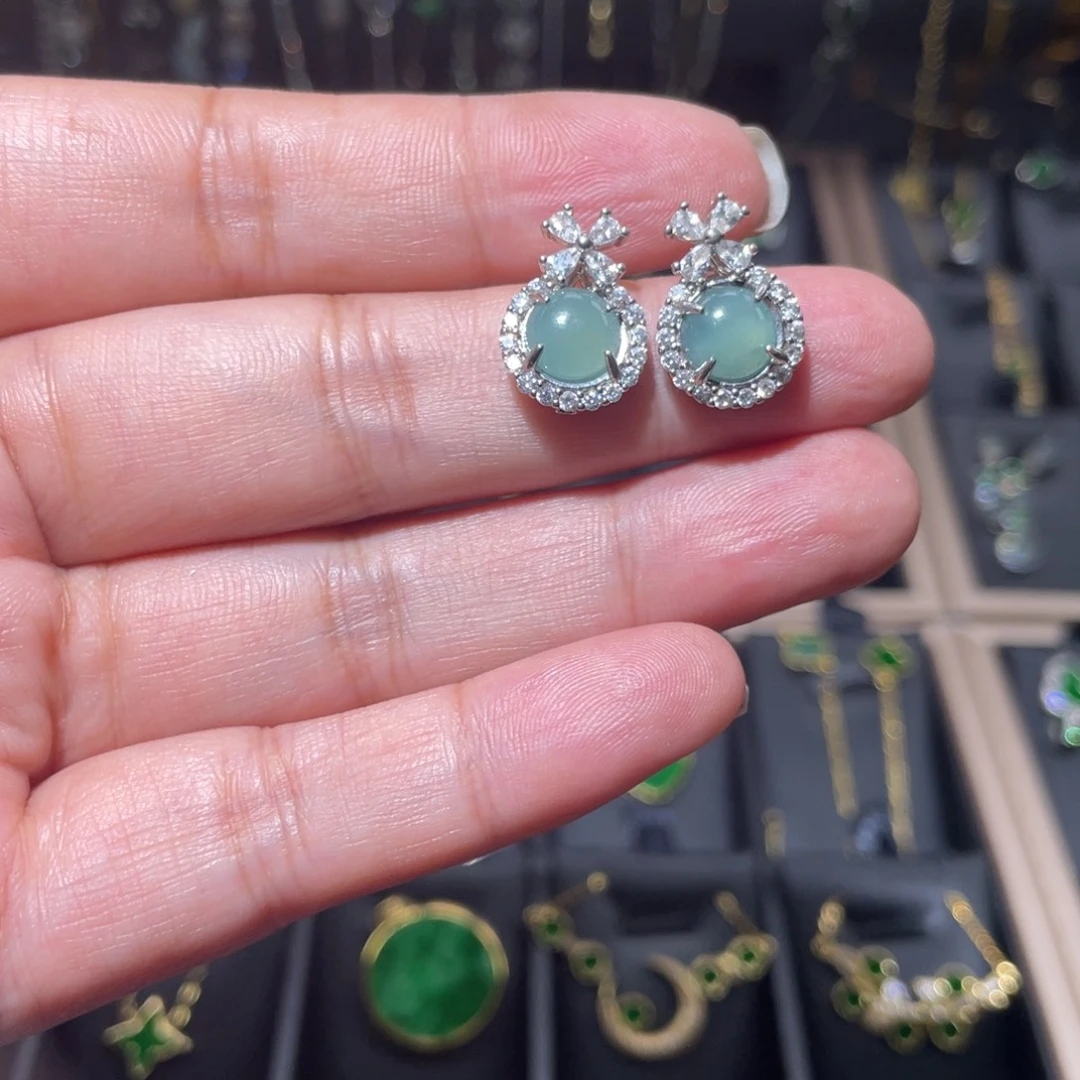 翡翠14K金镶嵌颈饰