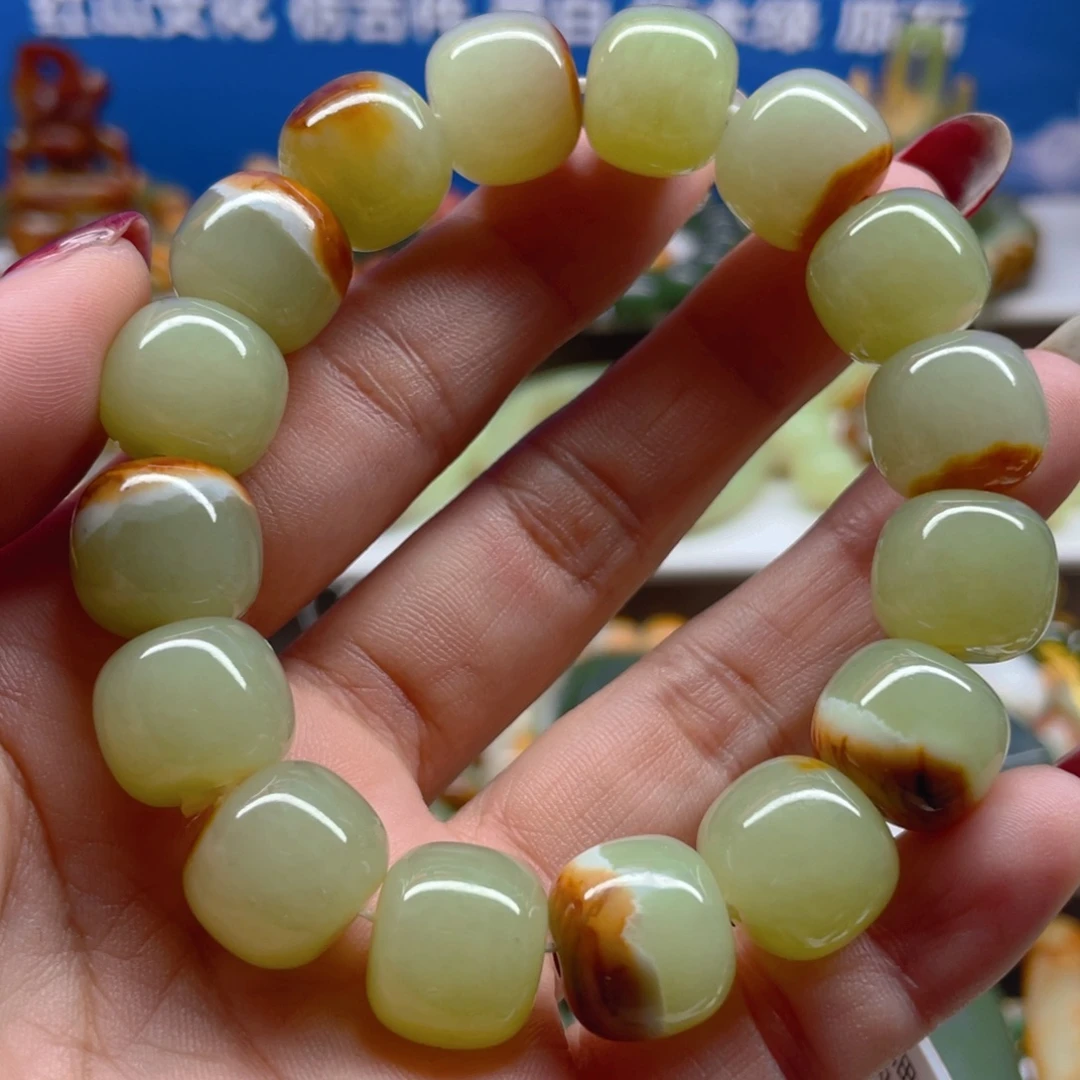 透闪石质玉未镶嵌手串